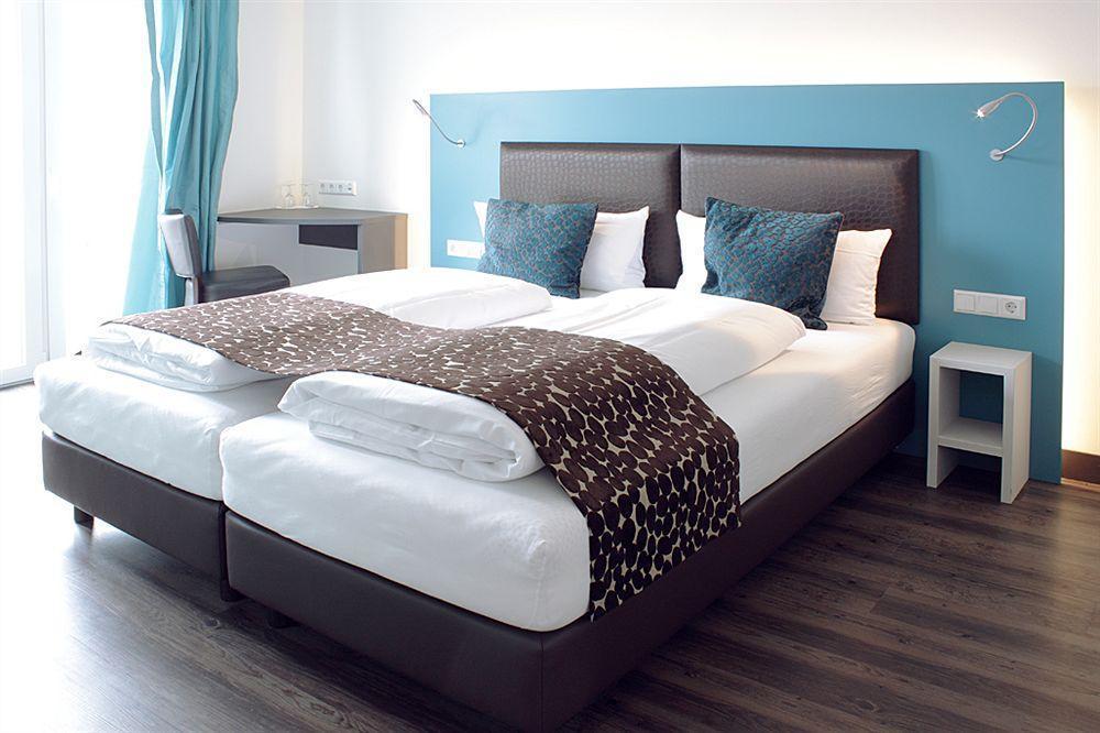 Hotel Volapuek คอนสตานซ์ ภายนอก รูปภาพ