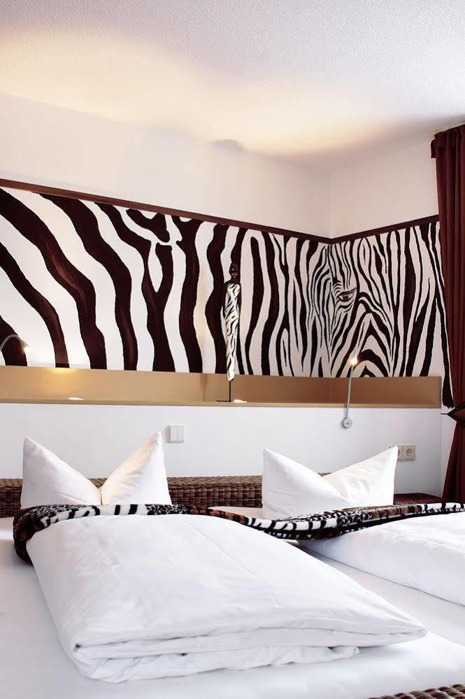 Hotel Volapuek คอนสตานซ์ ภายนอก รูปภาพ